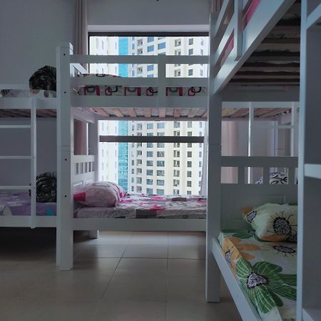 Sea La Vie Hostel Дубай Екстериор снимка
