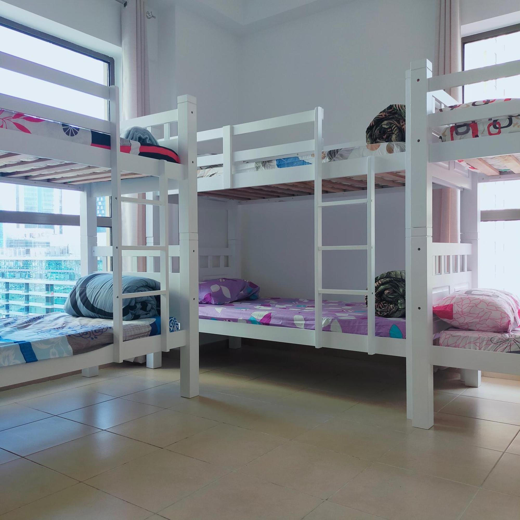 Sea La Vie Hostel Дубай Екстериор снимка